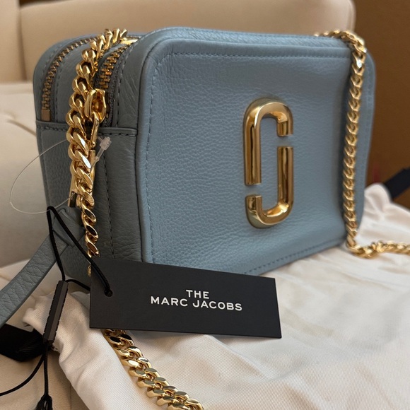 Marc Jacobs Stone Blue Crossbody Bag with Gold Chain - The Snapshot - Picture 2 of 7